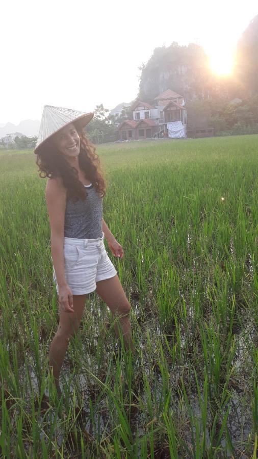 Center Tam Coc Homestay นิญบิ่ญ ภายนอก รูปภาพ